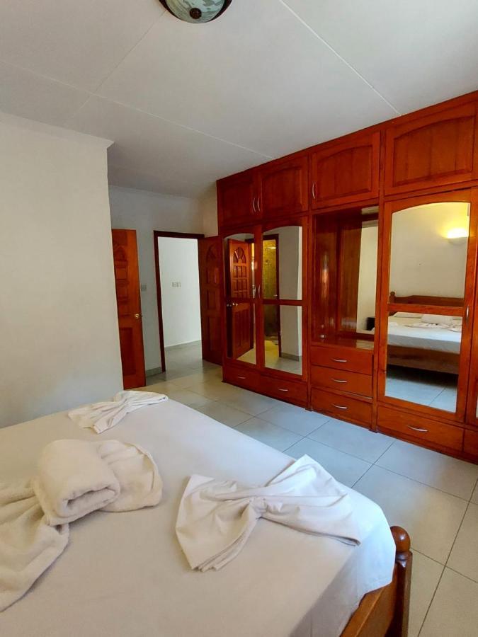Beau Vallon Villa Self Catering With Pool Luaran gambar
