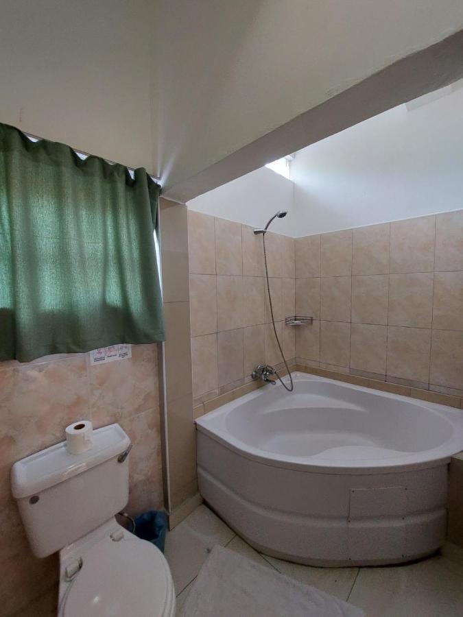 Beau Vallon Villa Self Catering With Pool Luaran gambar