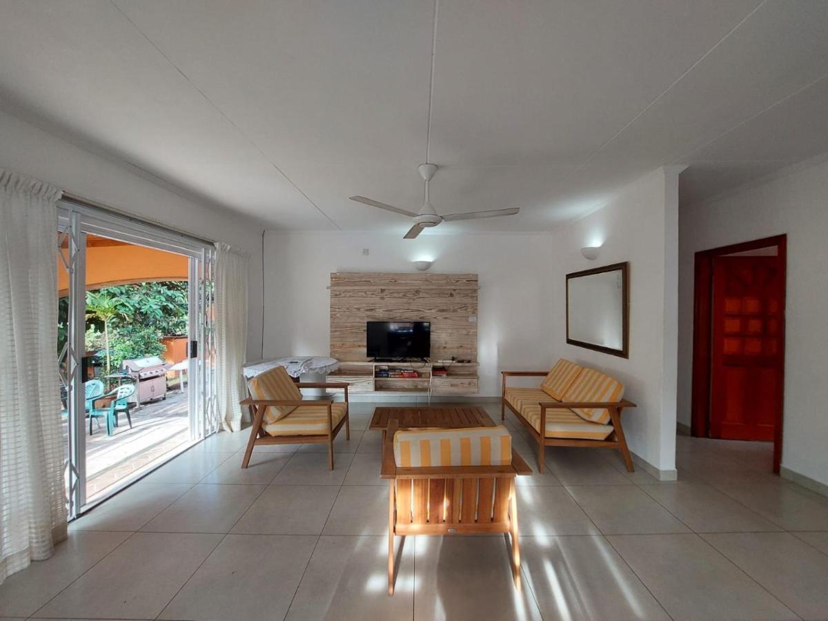 Beau Vallon Villa Self Catering With Pool Luaran gambar