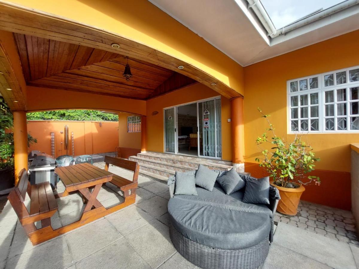 Beau Vallon Villa Self Catering With Pool Luaran gambar