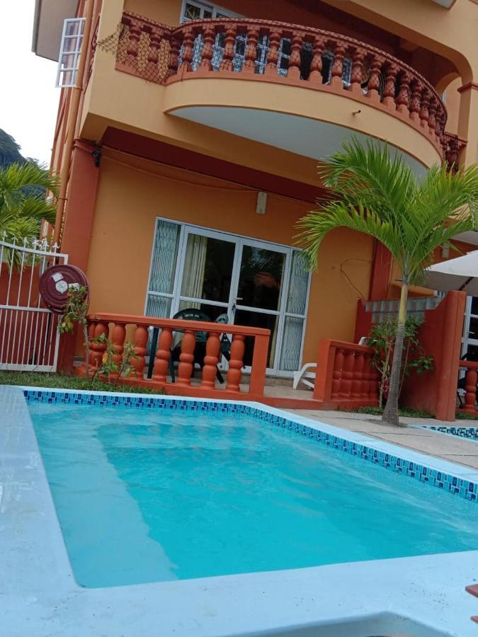 Beau Vallon Villa Self Catering With Pool Luaran gambar